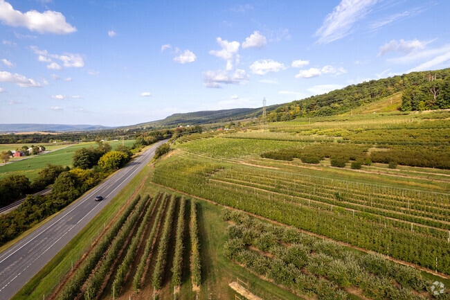 Raven Rock Road is a major artery passing by Ringgold and through South Mountain.