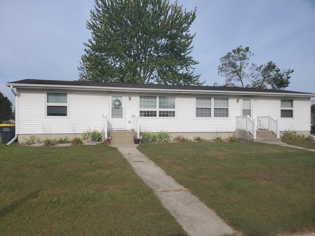 1403 Sheri Ct Unit Duplex, Tomah, WI 54660