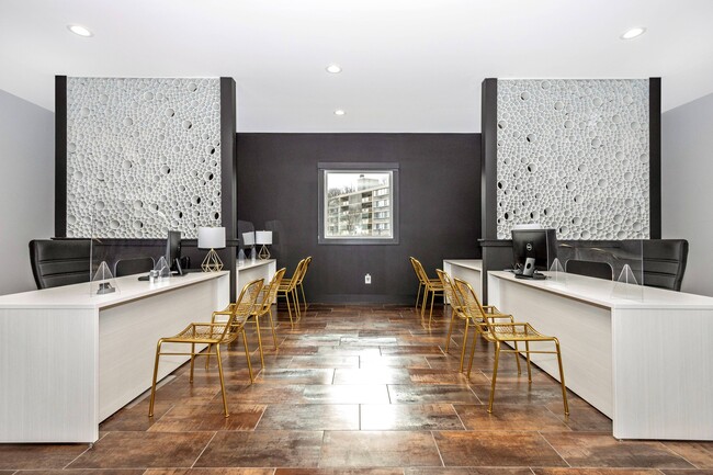 Leasing Center