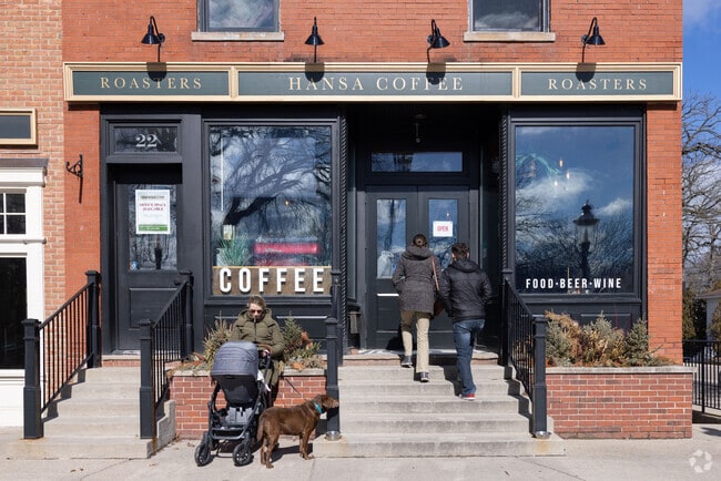 Hansa Coffee is a popular meeting spot in downtown Lake Bluff.