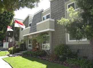 15354 Weddington St, Sherman Oaks, CA 91411