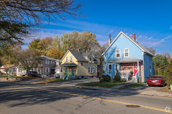 In Broad Meadow Brook, you'll find small to medium sized homes of many styles.