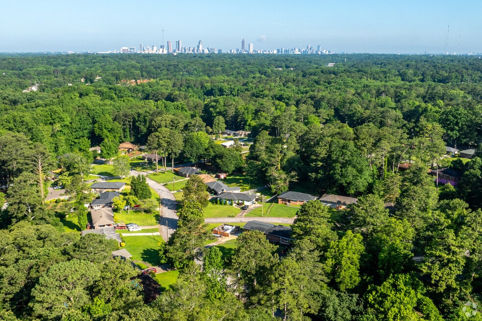 Parker_563422_JB_062325_V1