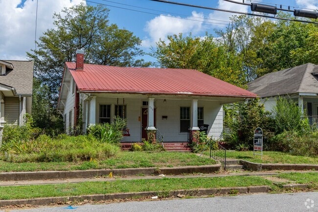 Homes up for sale in Gutherie will need additional renovation in Paducah.