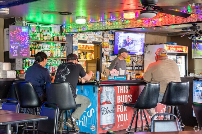 Bertha's Bar & Grill is your neighborhood spot for good times in Stan Bahnsen Park.