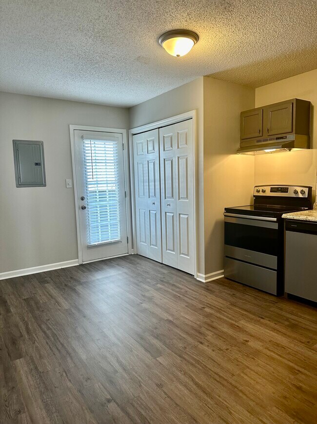 701 Rain Place Ct, Kannapolis, NC 28081