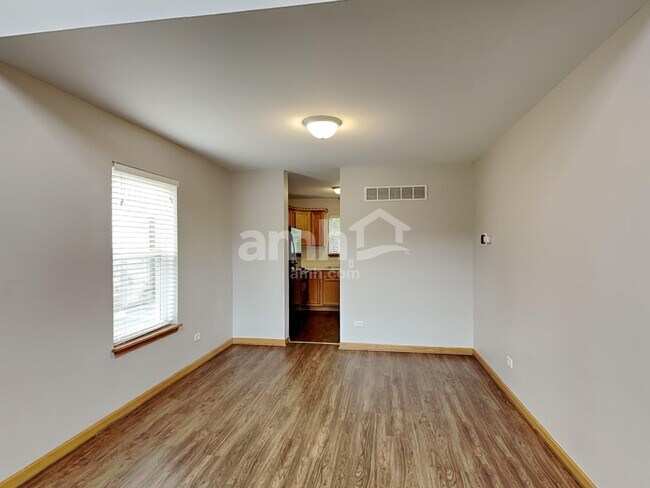 1907 Westmore Grove Dr, Plainfield, IL 60586 - photo 6