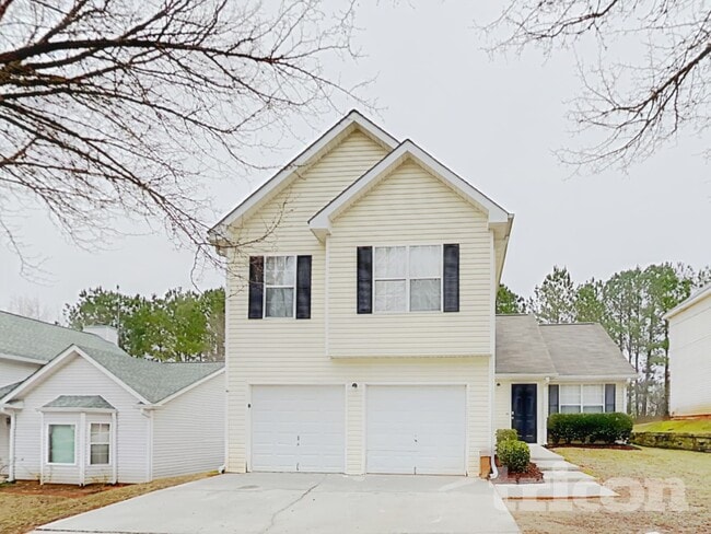 4276 Ward Bluff Dr, Ellenwood, GA 30294 - photo 2