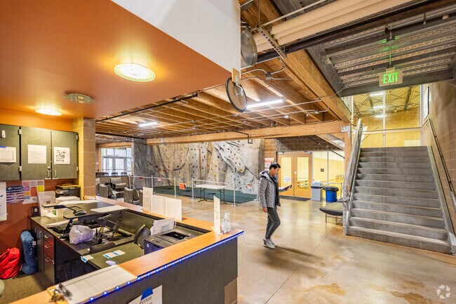 Head to the Boys and Girls Club in Eastgate for a fun workout class or basketball game.