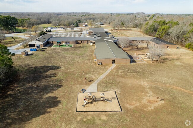Rear of Pauline Glenn Springs Elementary School