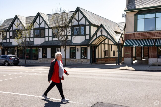 Lake Forest’s Tudor-style buildings showcase the neighborhood’s rich architectural heritage.