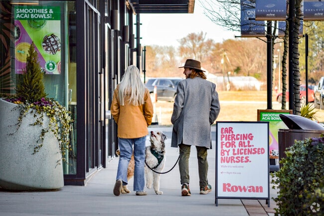 Many couples enjoy an afternoon of strolling through One Loudoun near Sterling.