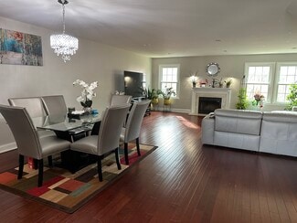 4506 Stonehedge Rd, Edison, NJ 08820