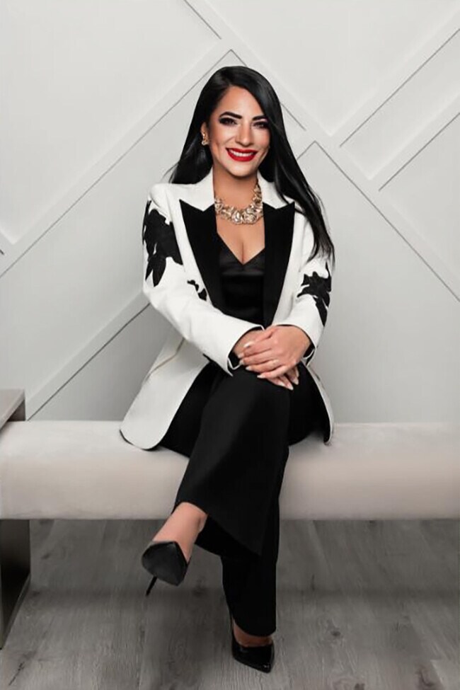 A Leticia Maksimova