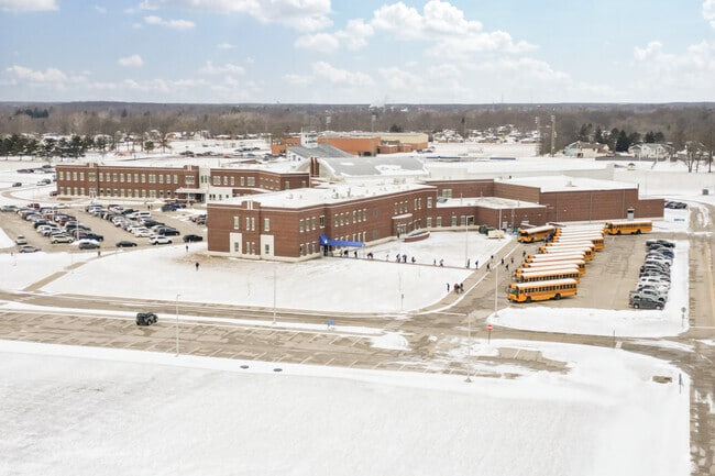 Defiance Middle School - 4