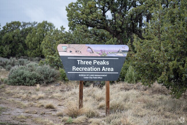 Three Peaks Recreation Area, 8 miles away from Enoch, has 6,000 acres for mountain biking, disc golf, ATV rides, and camping.