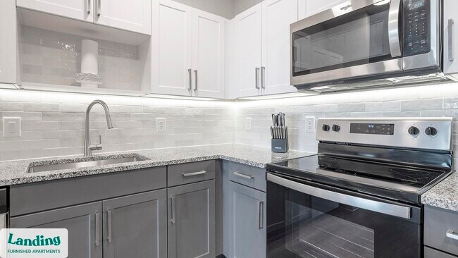 2995 Railside Lp unit 4-404, Sanford, FL 32771 - photo 6