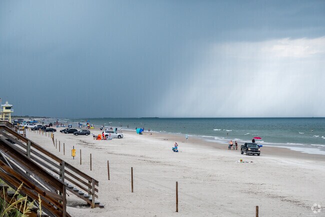 Bouchelle Island is located near the coast, so the presence of storms are a way of life.