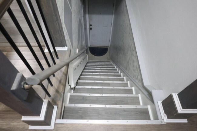 745 N Front St unit 2, Reading, PA 19601 - photo 3