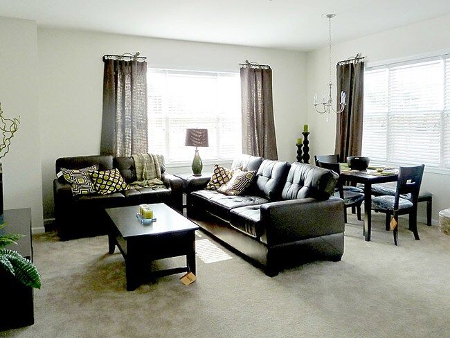 Station at Bucks County, Warminster, PA 18974 - photo 3