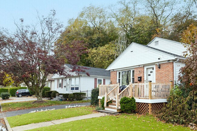 Cottages add charm to Allendale-Lymansville, though they’re less common than other styles.