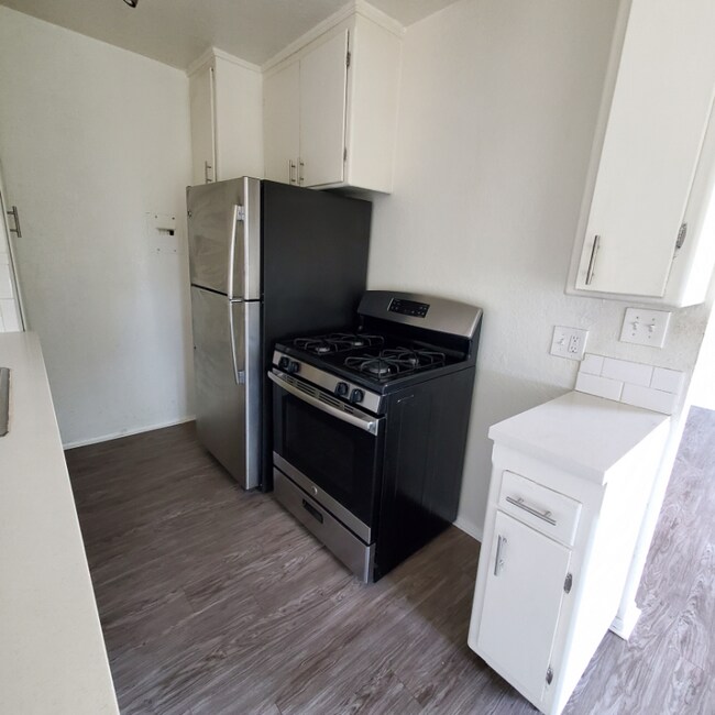 4847 W Slauson Ave unit 18, Los Angeles, CA 90056 - photo 2