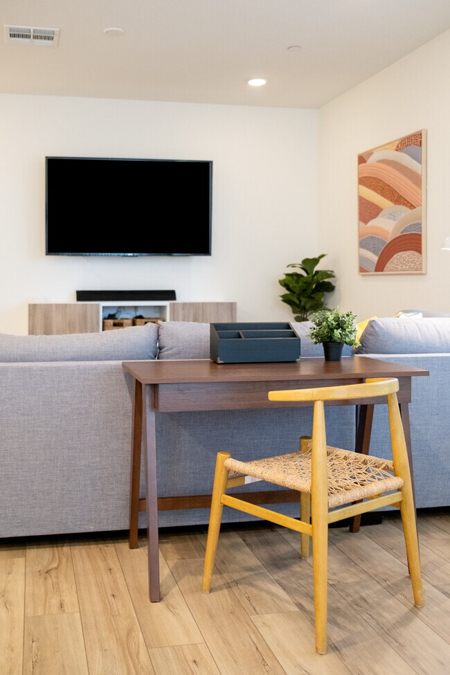 14623 Gulfstream Ln, Moreno Valley, CA 92553 - photo 4