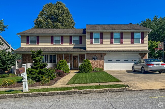Single family homes with attached garages can be found throughout Outer Wyomissing.