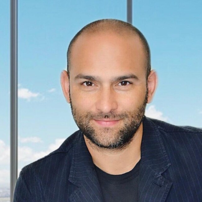 Agent Photo