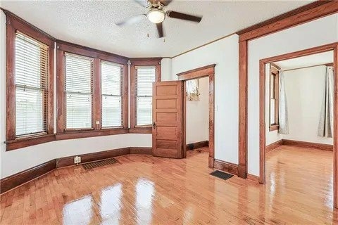 619 Hamburg Ave, Saint Joseph, MO 64505 - photo 7