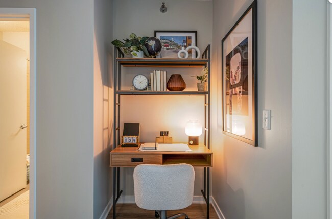 339 E Ohio St, Chicago, IL 60611 - photo 4