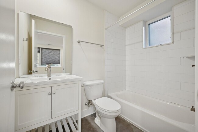 1519 N Sydenham St unit B, Philadelphia, PA 19121 - photo 5