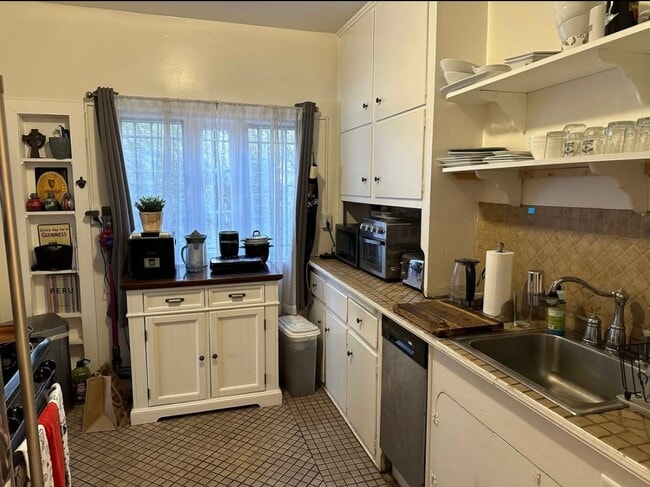 409 N Curson Ave unit 409, Los Angeles, CA 90036 - photo 5