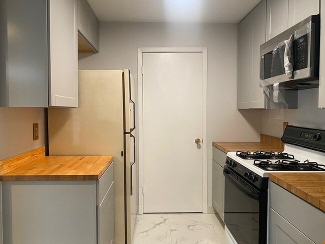 1903 Jefferson Ct unit 1903 Jefferson Court, North Wales, PA 19454 - photo 3