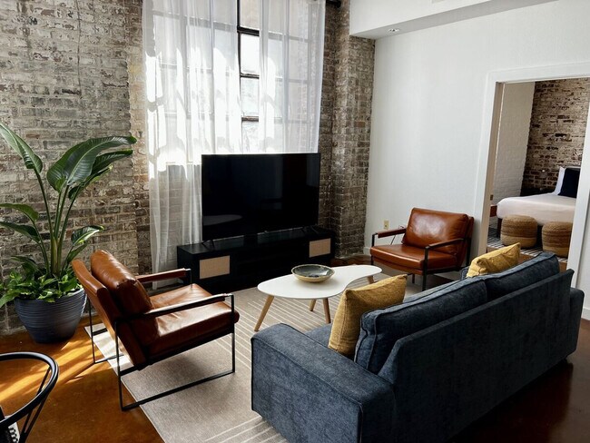 527 St Joseph St unit ID1265373P, New Orleans, LA 70130 - photo 7