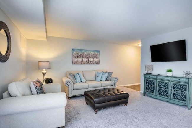 The Village of Chartleytowne Apartments and Townhomes, Reisterstown, MD 21136 - photo 4