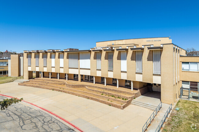 Iver C. Rarum Middle School