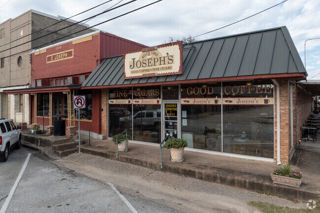Many shops are housed in restored historic buildings from the early 1900s.
