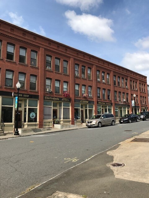 12 Miles St unit 3, Greenfield, MA 01301 - photo 3