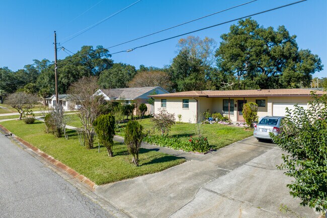 Myrtle Grove is a beautiful place to live on the outskirts of Pensacola.