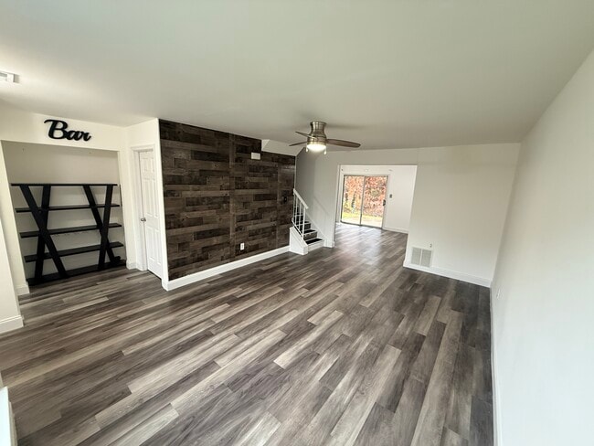 2708 Falcon Ct, Mays Landing, NJ 08330 - photo 3