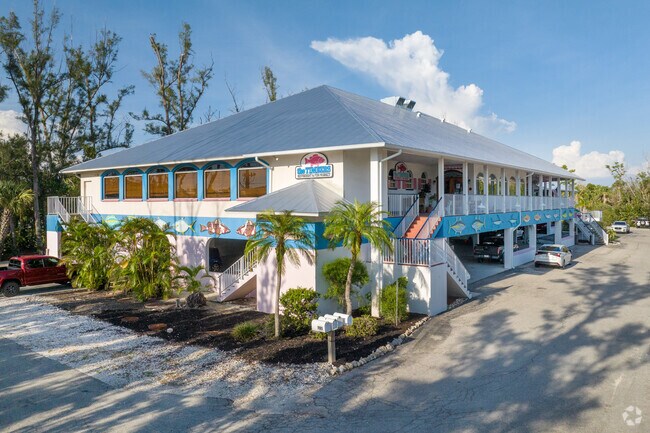 The Timbers Restaurant and Fish Market is a favorite amongst locals located close to the West End.