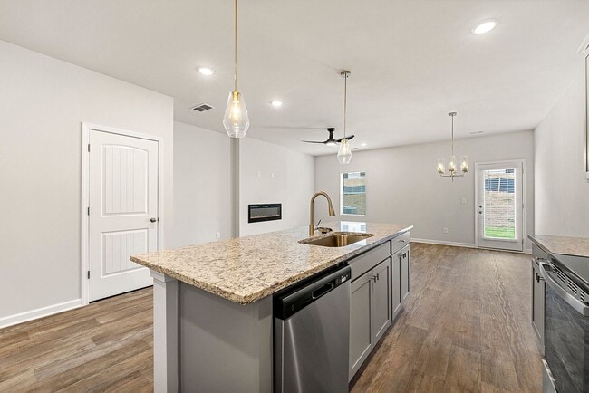 8361 Columbia Ct, Palmetto, GA 30268 - photo 7