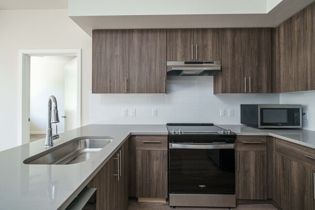 MARQ - The Woods on Marquam Hill, Portland, OR 97239 - photo 3