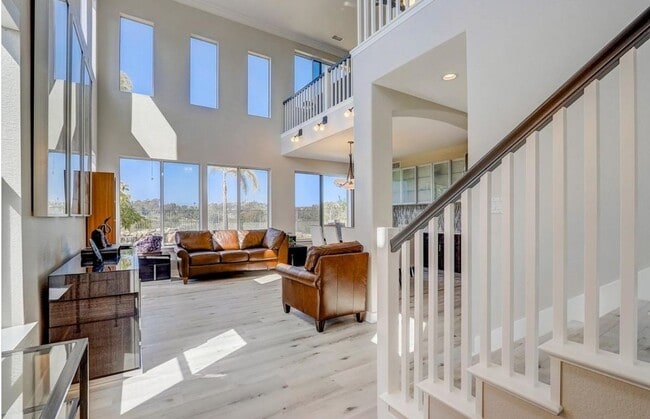 3646 Torrey Vw Ct, San Diego, CA 92130 - photo 3