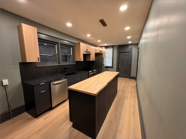 1938 N 3rd St unit 1 - Lower, Harrisburg, PA 17102 - photo 6