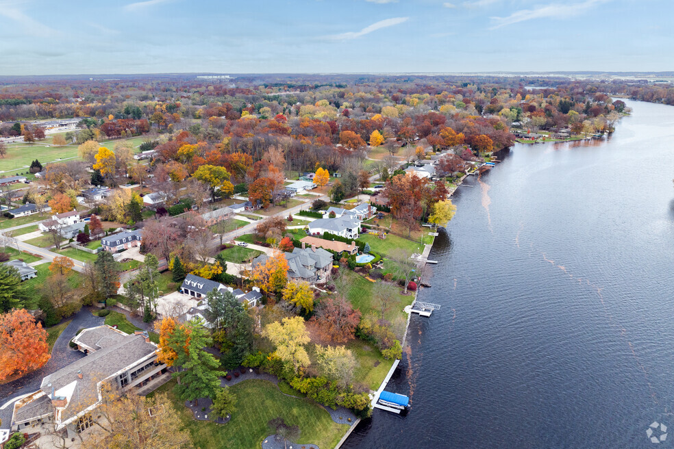 NH_Rivercreek_556223_P2_TS_V1_012225