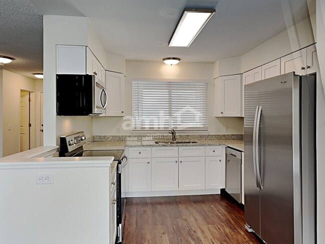 8226 Wilmington Dr, Colorado Springs, CO 80920 - photo 3