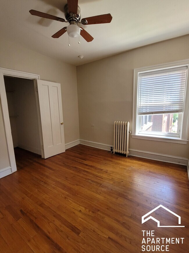 1368 W Estes Ave unit 1N, Chicago, IL 60626 - photo 7