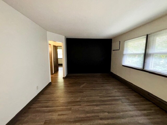 1805 Arlington Ave unit 7, Des Moines, IA 50314 - photo 5